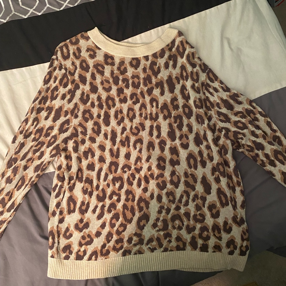 Cheetah print crew neck sweater